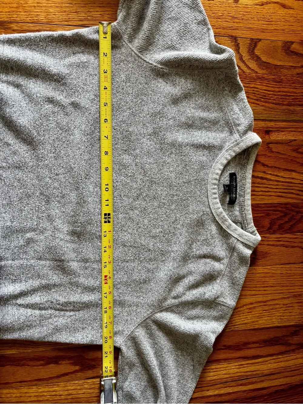 Banana Republic Light Heather Gray Crew Sweatshirt
